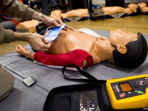  alt="Premiers secours en entreprise : matériel indispensable"